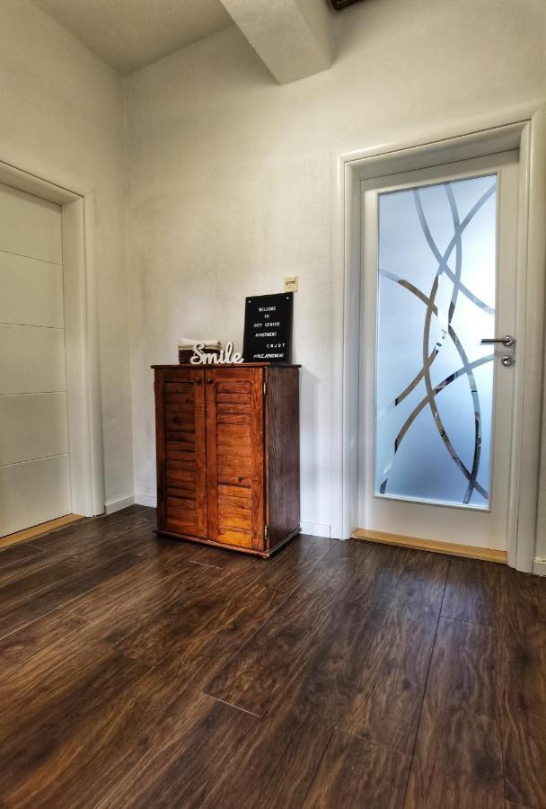 Pale City Center Apartment Eksteriør billede